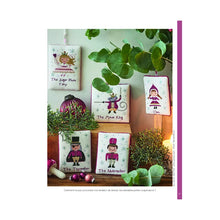 Charger l'image dans la galerie, Au pays d'Emily en broderie traditionnelle