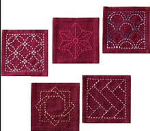 Charger l'image dans la galerie, Kit Sashiko 5 carrés Tsumugi rouge à broder
