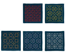 Charger l'image dans la galerie, Kit 5 carrés à broder Sashiko SK423