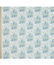 Charger l'image dans la galerie, Tissu Liberty Fabrics Tana Lawn® Bow Bouquet Parade