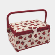 Charger l'image dans la galerie, Boite à couture thème coeurs 25 x 18 x 12 cm
