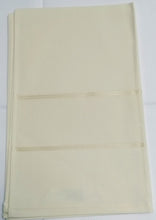 Charger l'image dans la galerie, Torchon nid d'abeille à broder 70 cm X 45 cm 5 couleurs