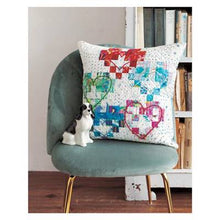 Charger l'image dans la galerie, MAGIC PATCH QUILTS JAPAN N°34 COEURS A QUILTER 71 MODELES ROMANTIQUES