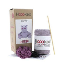 Charger l'image dans la galerie, Kit amigurumi Hooked Hugo l'hippopotame orchid