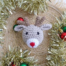 Charger l'image dans la galerie, Kit amigurumi Hooked Décorations de Noël