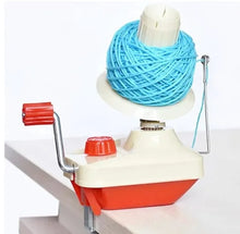 Charger l'image dans la galerie, Enrouleur manuel pour pelote de laine