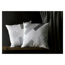 Charger l'image dans la galerie, Broderie Blackwork - Technique et projets