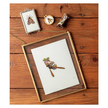 Charger l'image dans la galerie, Insectes et plantes en peinture à l'aiguille