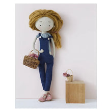 Charger l'image dans la galerie, Les poupées de sosole