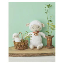 Charger l'image dans la galerie, Poupées et amigurumis à la montagne au crochet