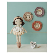 Charger l'image dans la galerie, Poupées rétro au crochet