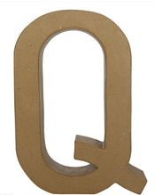 Charger l'image dans la galerie, Lettre décorative Q majuscule 22.5 cm X 29.5 cm