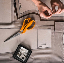 Charger l'image dans la galerie, Ciseaux classic 27 cm tailleur Fiskars