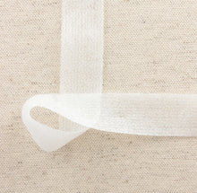 Charger l'image dans la galerie, Renfort de lisière (kantenband) 2 cm X 5 m noir ou blanc