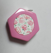 Charger l'image dans la galerie, Mètre ruban enrouleur aimanté rétractable automatique 150 cm 5 couleurs