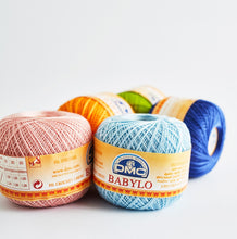 Charger l'image dans la galerie, Lot 10 pelotes Babylo 100 % coton grosseur 20 50 g 55 couleurs.
