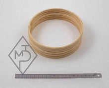 Charger l'image dans la galerie, Cercle en hêtre pour attrapes rêves et décoration de 10 cm à 30 cm