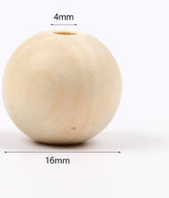 Charger l'image dans la galerie, Perles rondes en bois naturel 10 tailles.