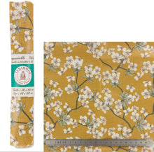 Charger l'image dans la galerie, Coupon de toile enduite fleurs de cerisiers 46 cm X 60 cm.