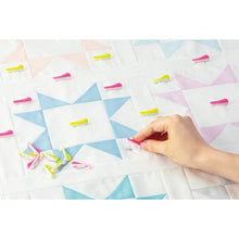 Charger l'image dans la galerie, Épingles prodiges CLOVER.