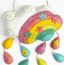 Charger l'image dans la galerie, Kit feutrine pendentif nuage bonheur