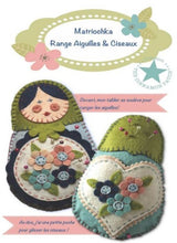 Charger l'image dans la galerie, Kit feutrine Matriochka pique épingles et range ciseaux