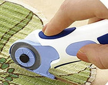 Charger l'image dans la galerie, Cutter à guide oblique lame rotative