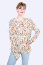 Charger l'image dans la galerie, Tissu sweat polaire alpin imprimé fleurs 150 cm