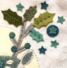 Charger l'image dans la galerie, Kit feutrine diy Cerf de Noël Misty Winter