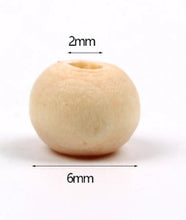 Charger l'image dans la galerie, Perles rondes en bois naturel 10 tailles.