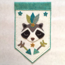 Charger l'image dans la galerie, Fanion DIY en feutrine à suspendre Animaux de la forêt Sleepy