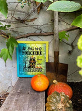 Charger l'image dans la galerie, Petit grimoire à broder au point de croix