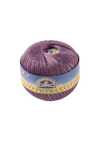 Charger l'image dans la galerie, Lot de 4 pelotes PÉTRA grosseur n° 8 100 g 38 couleurs.