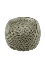 Charger l'image dans la galerie, Lot de 4 pelotes PÉTRA grosseur n° 3 100 g 38 couleurs.