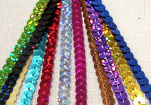 Charger l'image dans la galerie, Galon paillettes rondes 6 mm X 91 mètres 10 couleurs