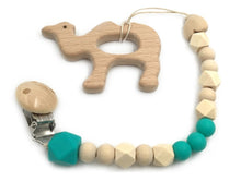 Charger l'image dans la galerie, Attache-Tétine en bois et anneau de dentition 22 cm