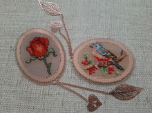 Charger l'image dans la galerie, Marque page en métal à broder 9 modèles.