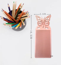 Charger l'image dans la galerie, Marque page en métal à broder 9 modèles.