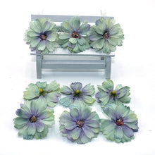 Charger l'image dans la galerie, Lot 50 mini marguerites en soie 4,5 cm 21 couleurs.