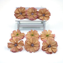 Charger l'image dans la galerie, Lot 50 mini marguerites en soie 4,5 cm 21 couleurs.