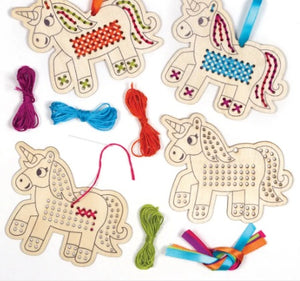 Kit travaux d'aiguille pour décoration de fête licorne