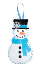Charger l&#39;image dans la galerie, Kit couture bonhomme de neige
