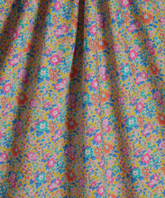 Charger l&#39;image dans la galerie, Tissu Liberty Fabrics Tana Lawn Clare rich 100% coton 136 cm
