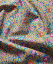 Charger l&#39;image dans la galerie, Tissu Liberty Fabrics Tana Lawn Clare rich 100% coton 136 cm
