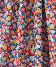 Charger l&#39;image dans la galerie, Tissu Liberty Fabrics Tana Lawn® Floralia
