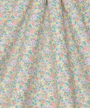 Charger l&#39;image dans la galerie, Tissu Liberty Fabrics Tana Lawn® hedgerow
