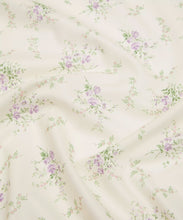 Charger l&#39;image dans la galerie, Tissu Liberty Fabrics Tana Lawn® Garden Blooms mauve
