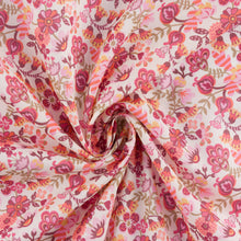Charger l&#39;image dans la galerie, Tissu Liberty Fabrics Tana Lawn® Phobe Amelia rouge

