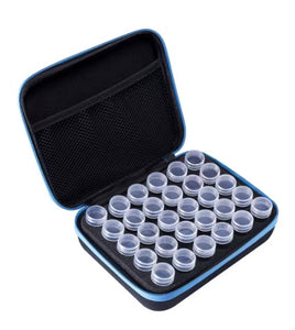 Malette organisatrice avec 30 boites pour broderie diamant bleu ou violet