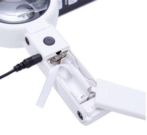 Lampe de bureau LED intensité variable pliable.